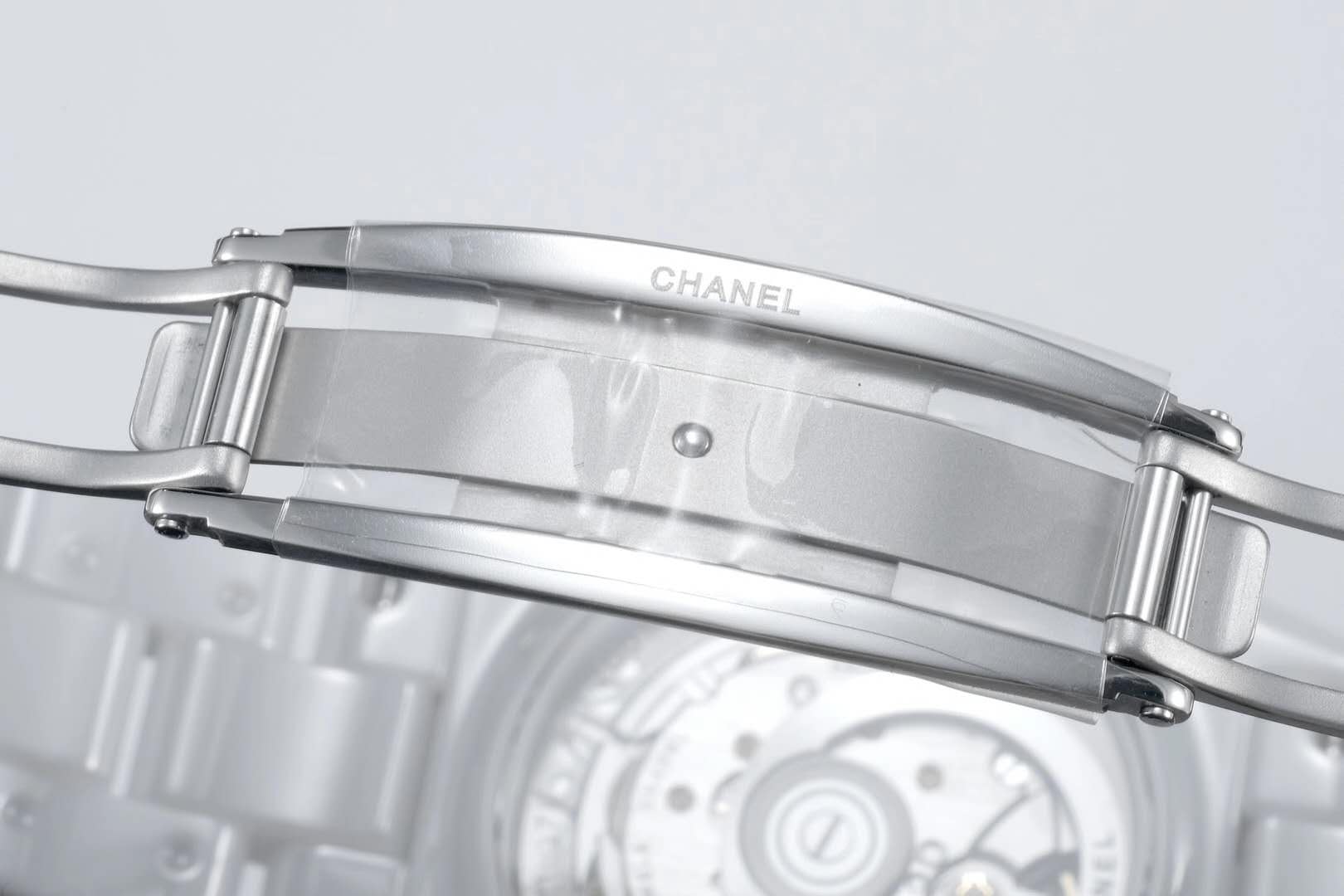 J12 White Ceramic and Steel with D1am0nd Markers Ref: H5705