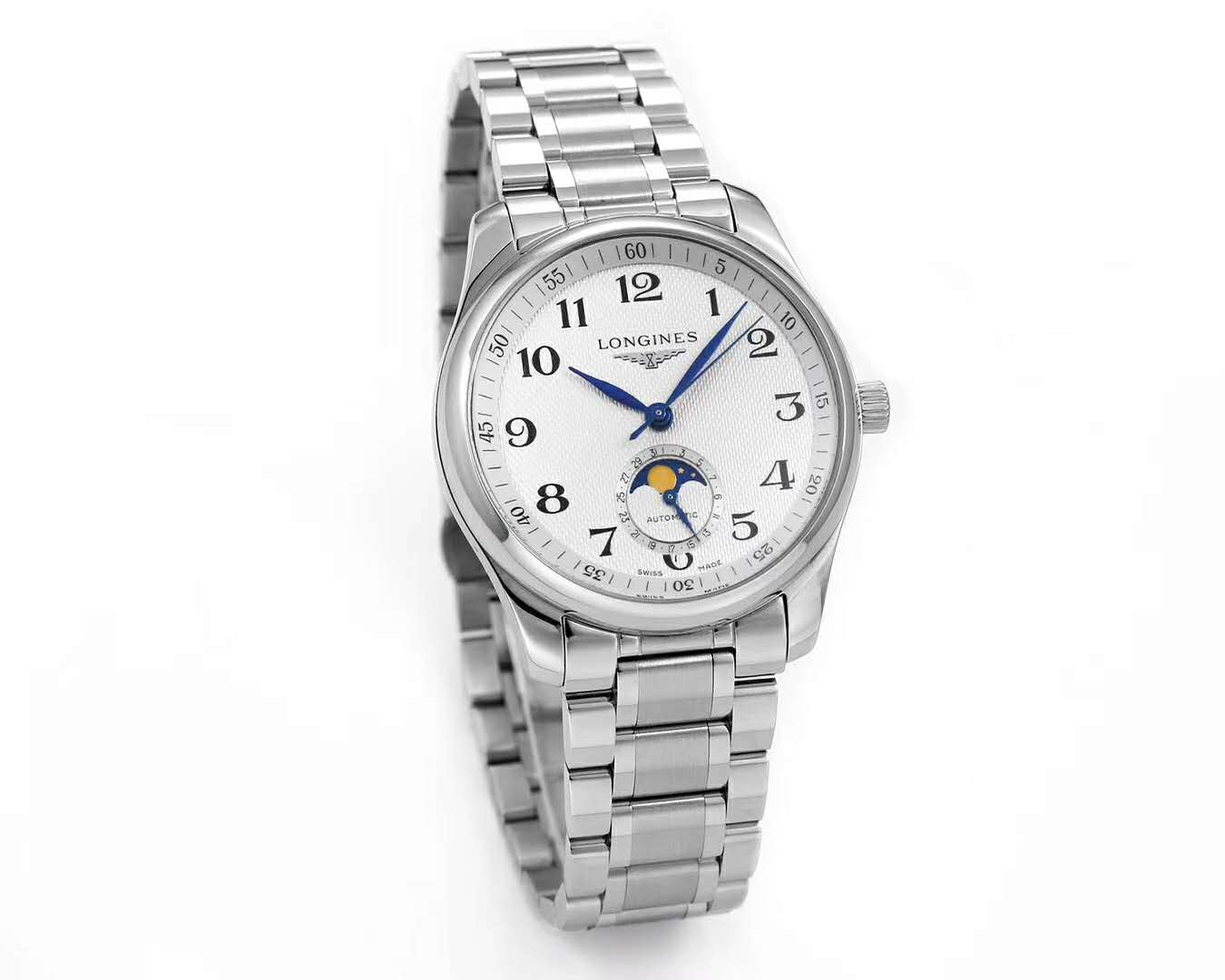 Master Collection Moonphrase White Dial on Bracelet