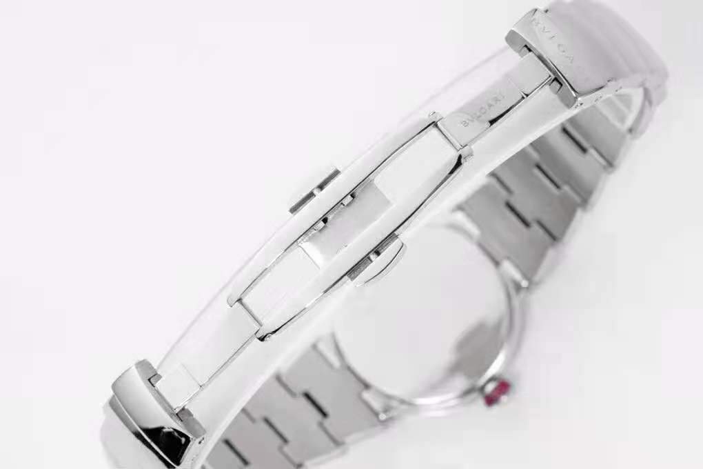 Lvcea MOP Dial in Steel with D1am0nd Bezel