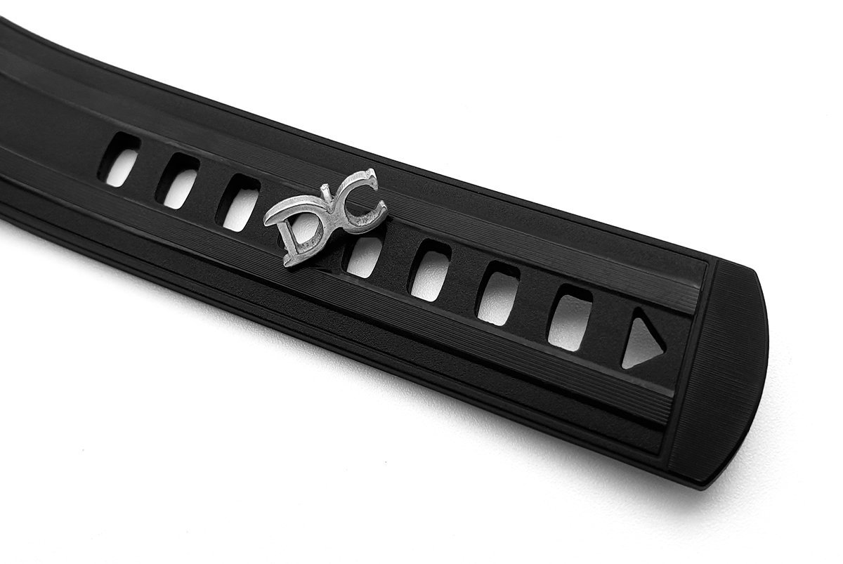 Seamaster Diver 300M Co-Axial Master Chronometer Black Dial 43.5mm on Black Rubber Strap