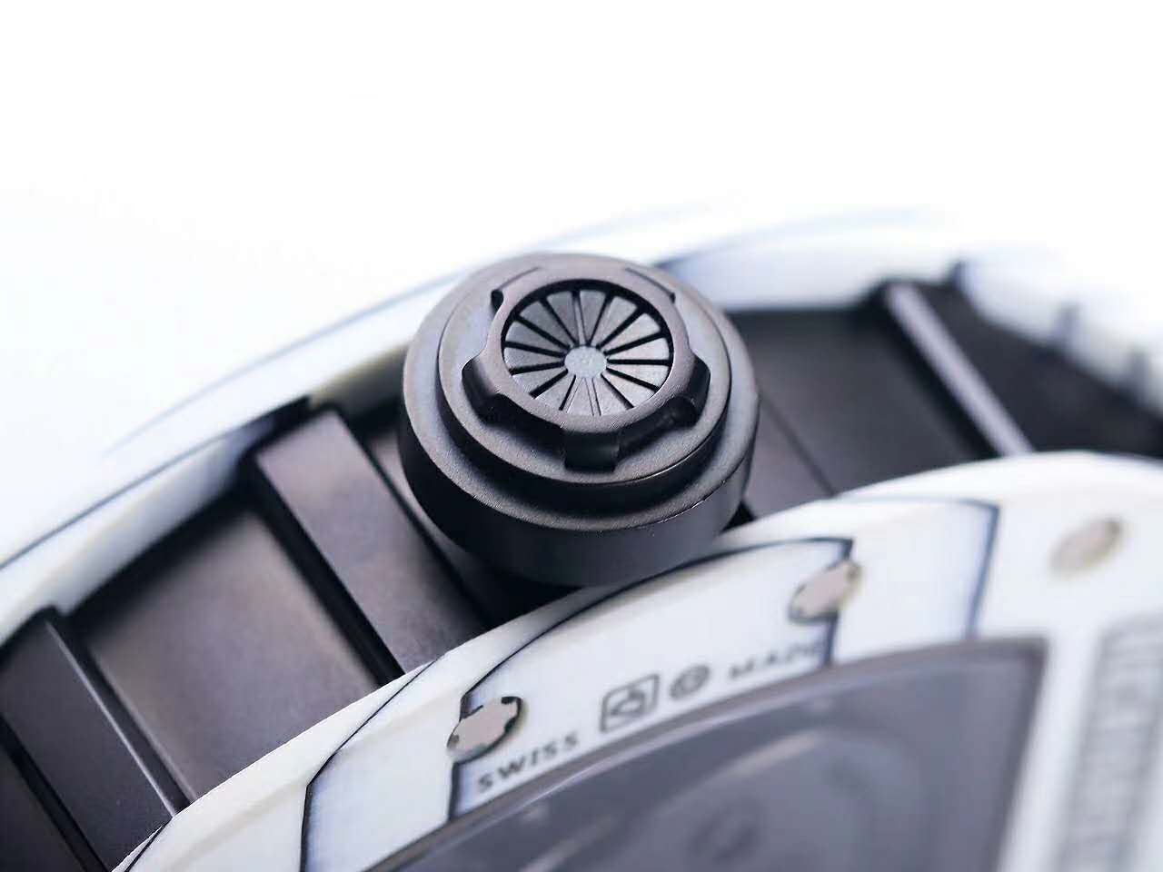RM 052-01 Tourbillon Black Skull in White NTPT Carbon