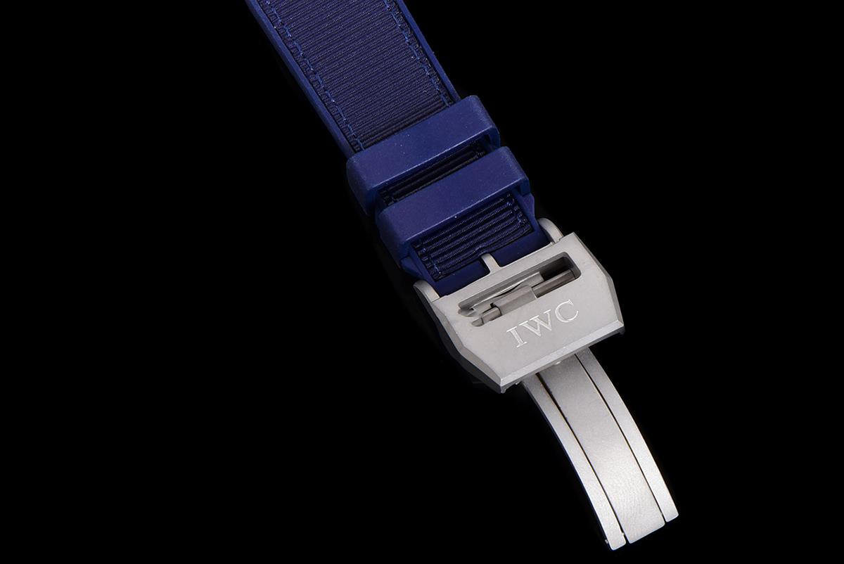 Pilot’s Watch Chronograph Edition “Blue Angels” IW389109