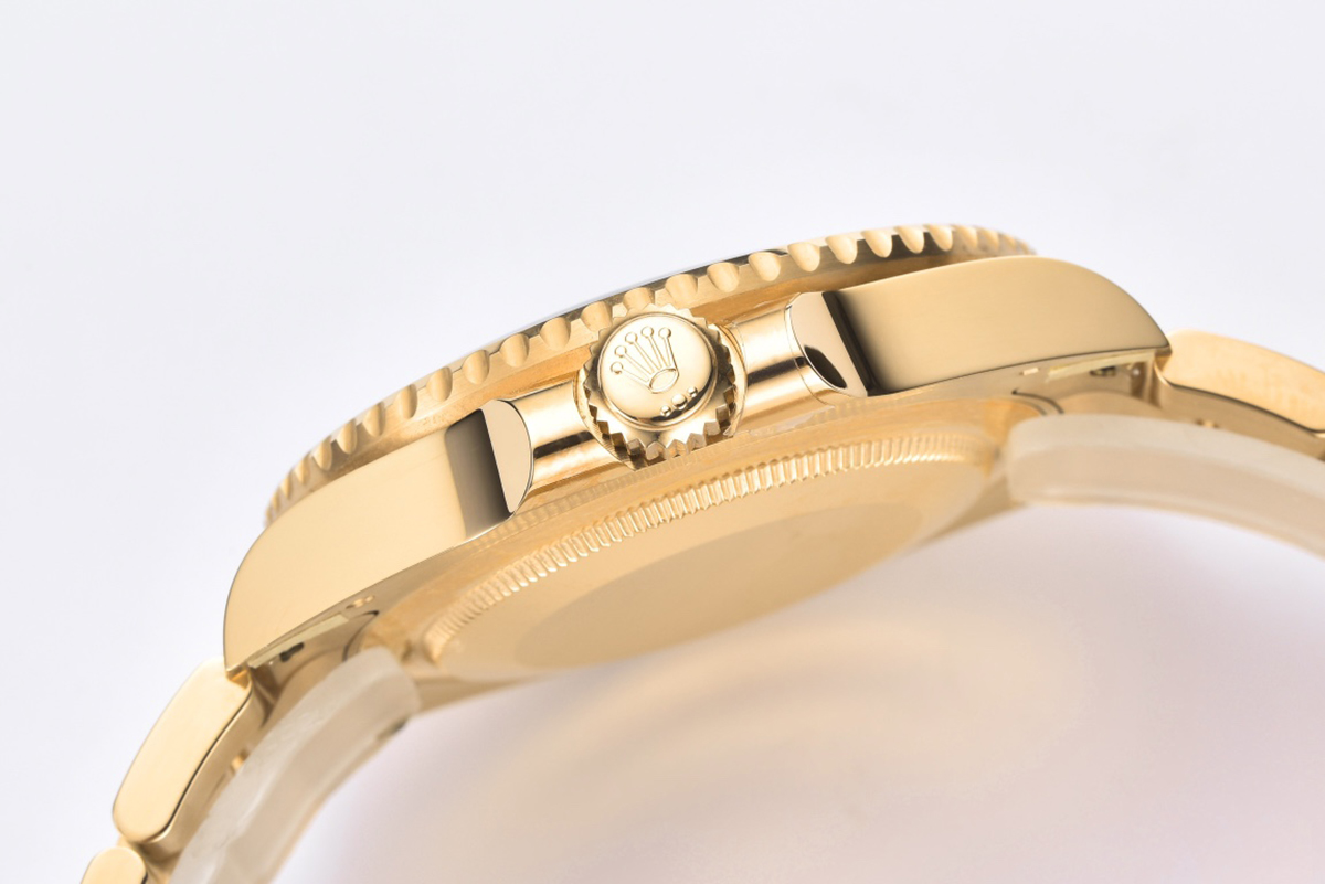 Submariner 41 126618LN Black Ceramic in Yellow Gold